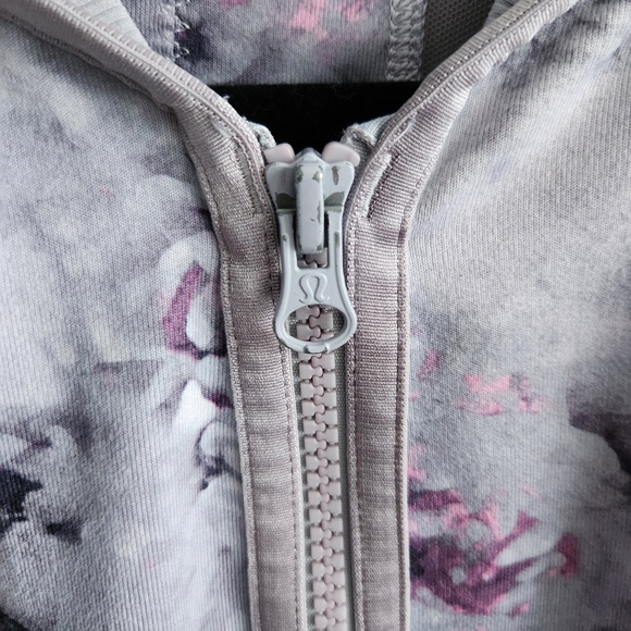 Lululemon If You're Lucky Jacket zip up gray purple Floral bomber Fairycore Sz 8 - Picture 4 of 13
